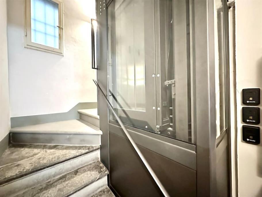 Warm Retreat In The Heart Of Florence Cls Station Florença Exterior foto