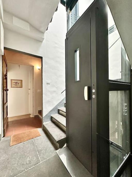 Warm Retreat In The Heart Of Florence Cls Station Florença Exterior foto